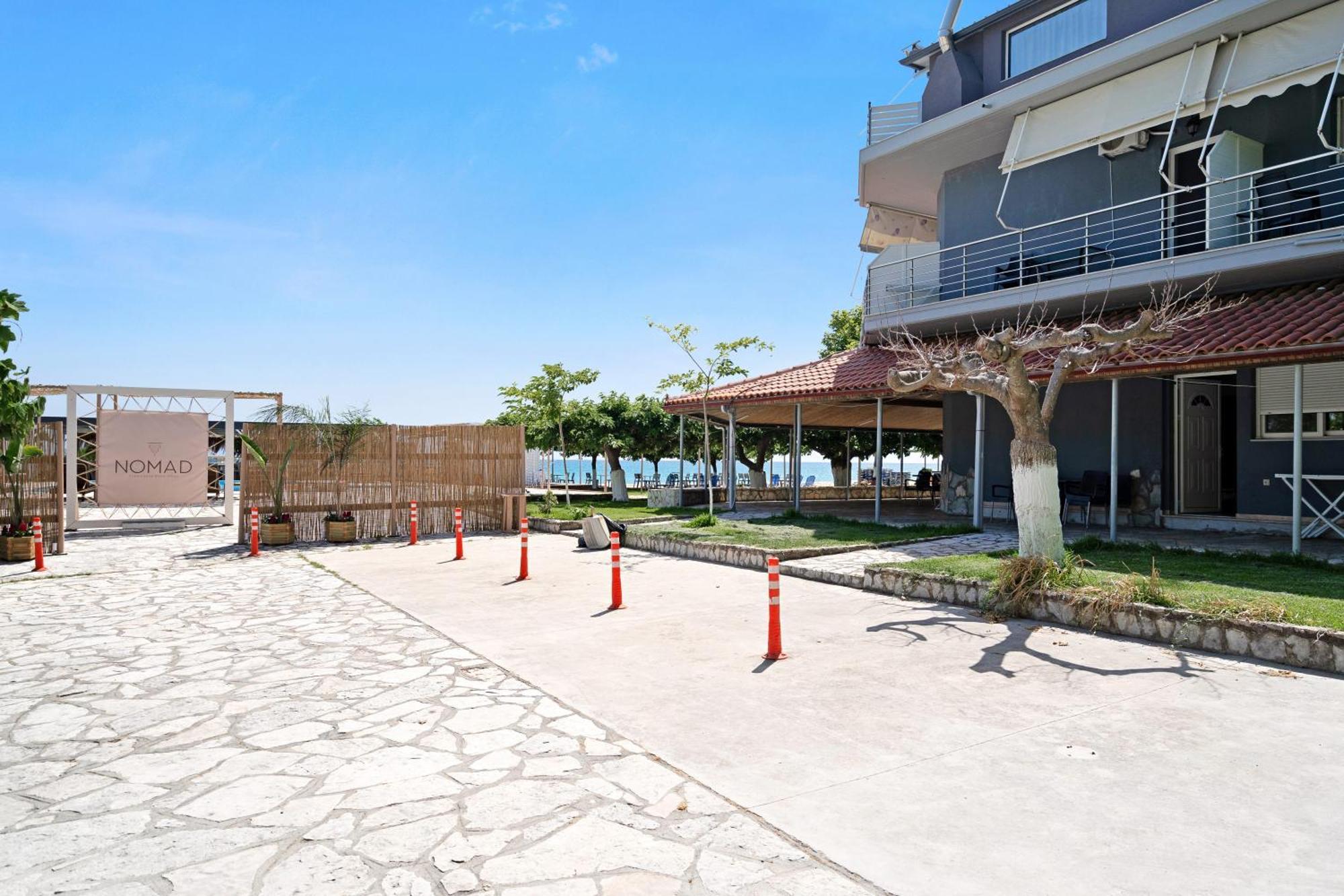 Iguana Studio 4 Preveza Luaran gambar